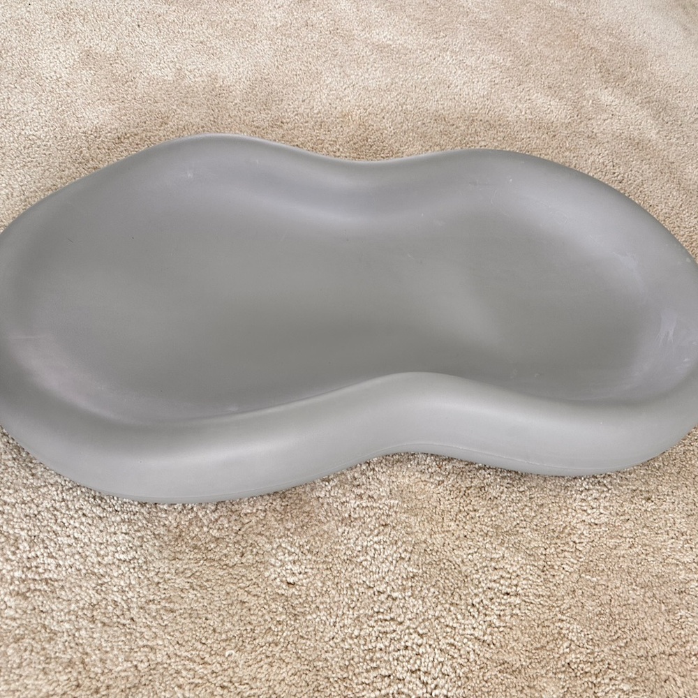 Keekaroo Peanut Antimicrobial Changer in grey